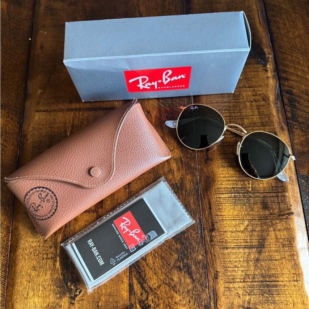 Ray-Ban Gold and Black Round Sunglasses